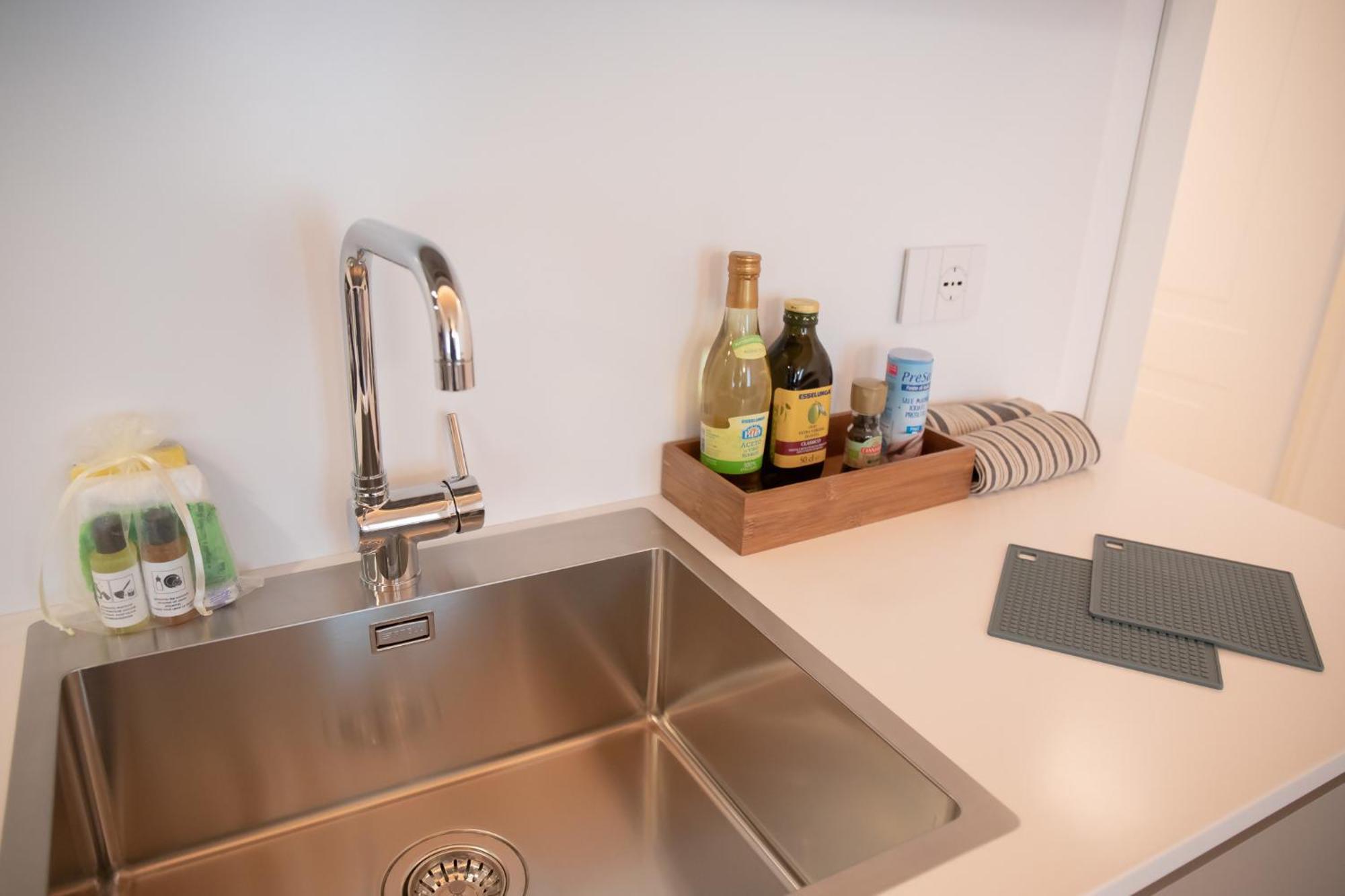Amendola City View Apartments Suite Romantica Como Ngoại thất bức ảnh