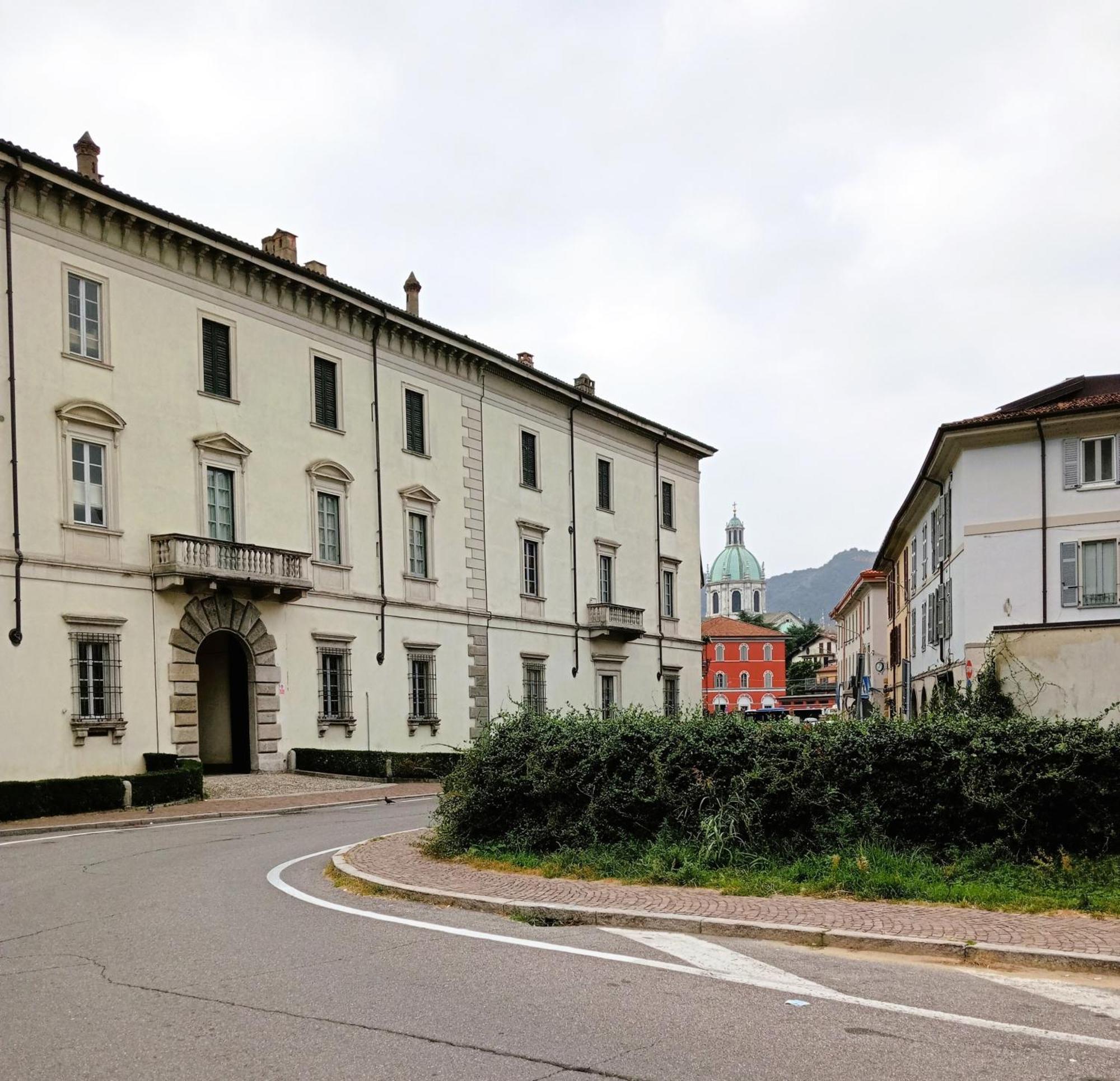 Romantic White Apartment - 5 Minutes From The Lake Como Ngoại thất bức ảnh